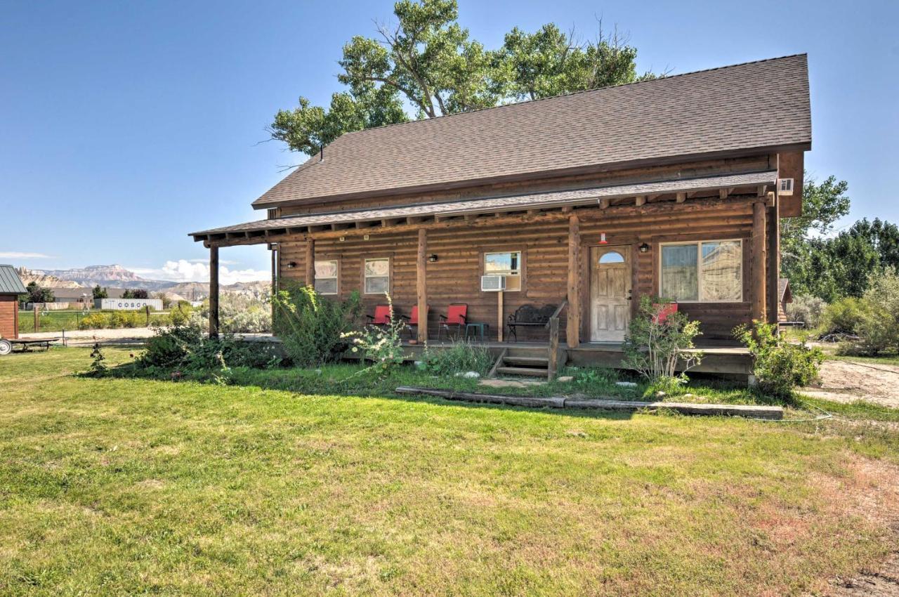 Cozy Henrieville Cabin 18 Mi To Bryce Canyon Np! Exteriör bild