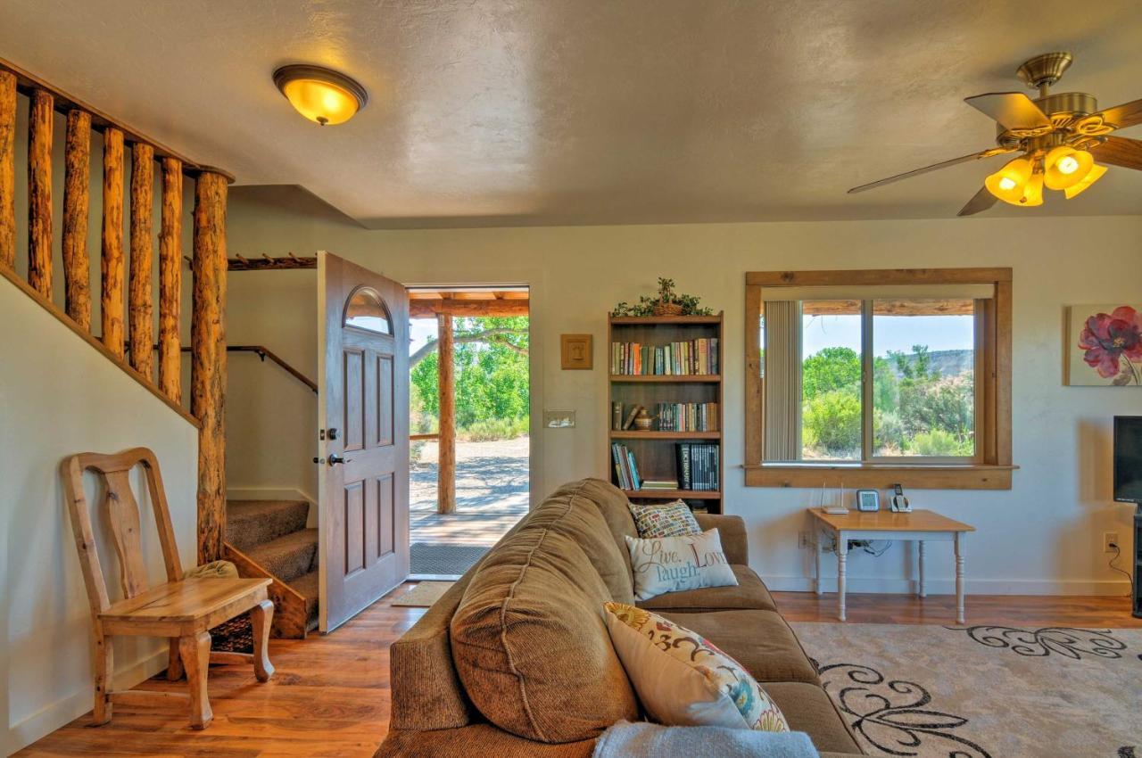 Cozy Henrieville Cabin 18 Mi To Bryce Canyon Np! Exteriör bild