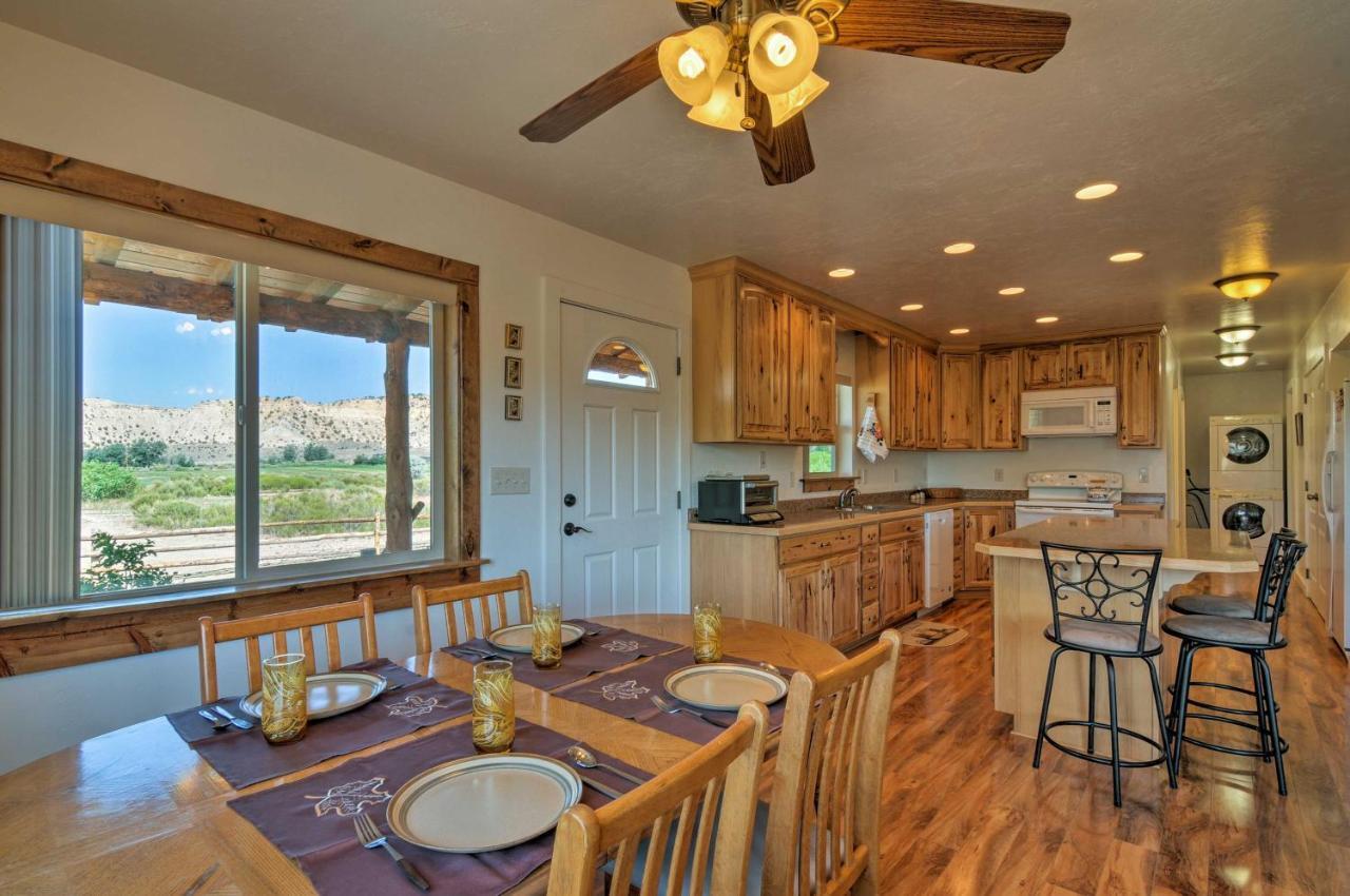 Cozy Henrieville Cabin 18 Mi To Bryce Canyon Np! Exteriör bild